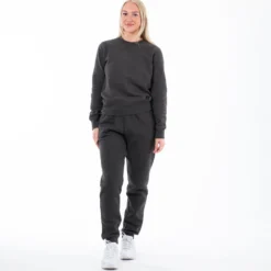 Basic crewneck