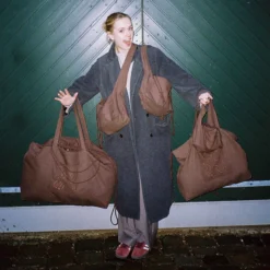 Brown shopper