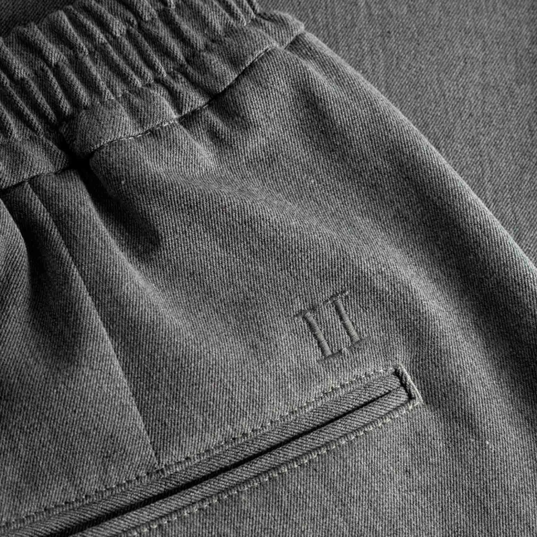 Como tapered pants
