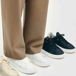 Essence white - men