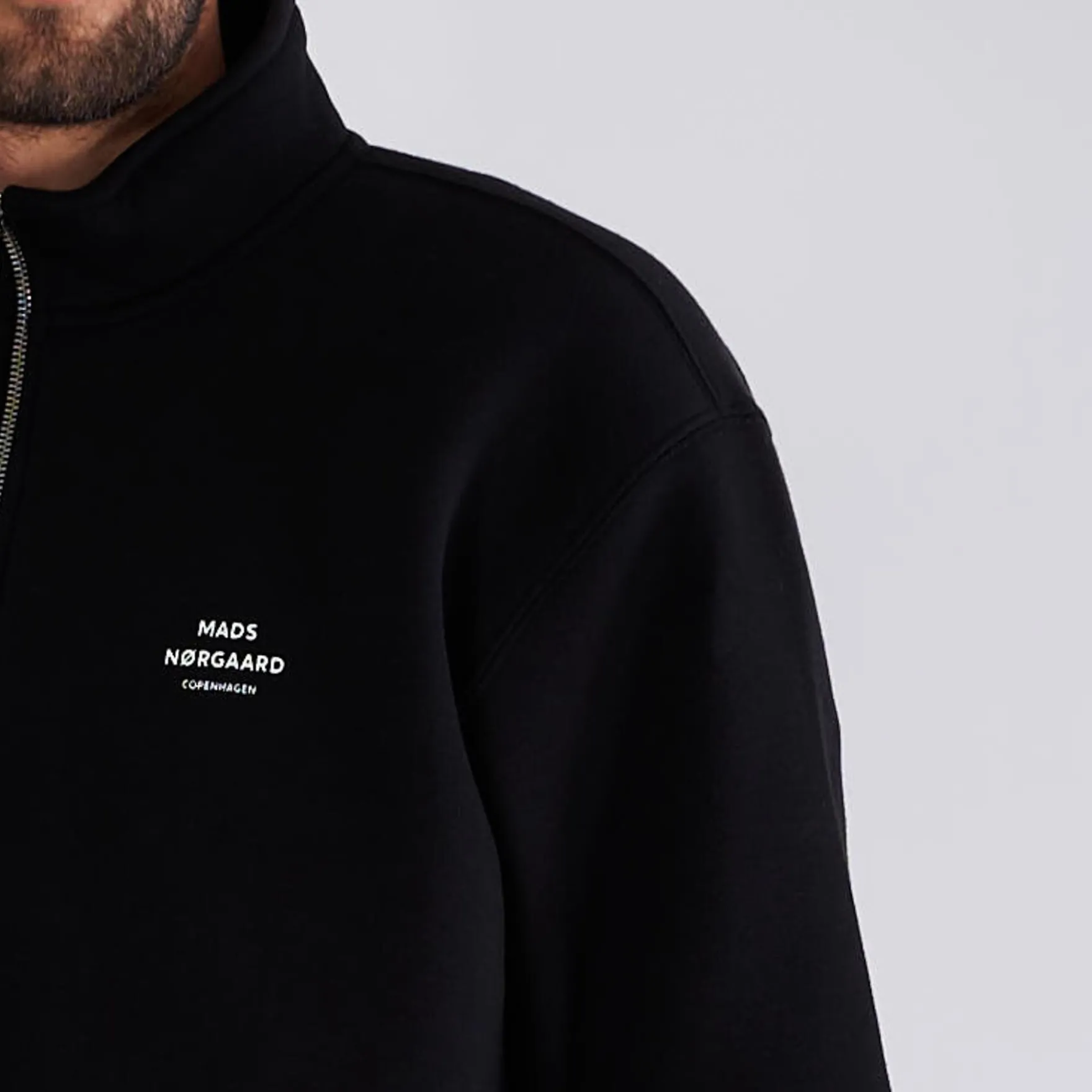 Half zip logo sweat