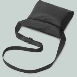 Lightweight daybag