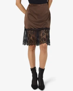 NMINFERNO SATIN LACE SKIRT