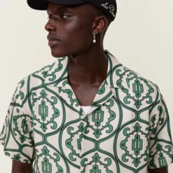 Ornament ss shirt