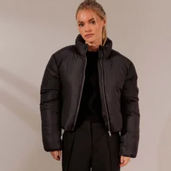 Short padded jacket
