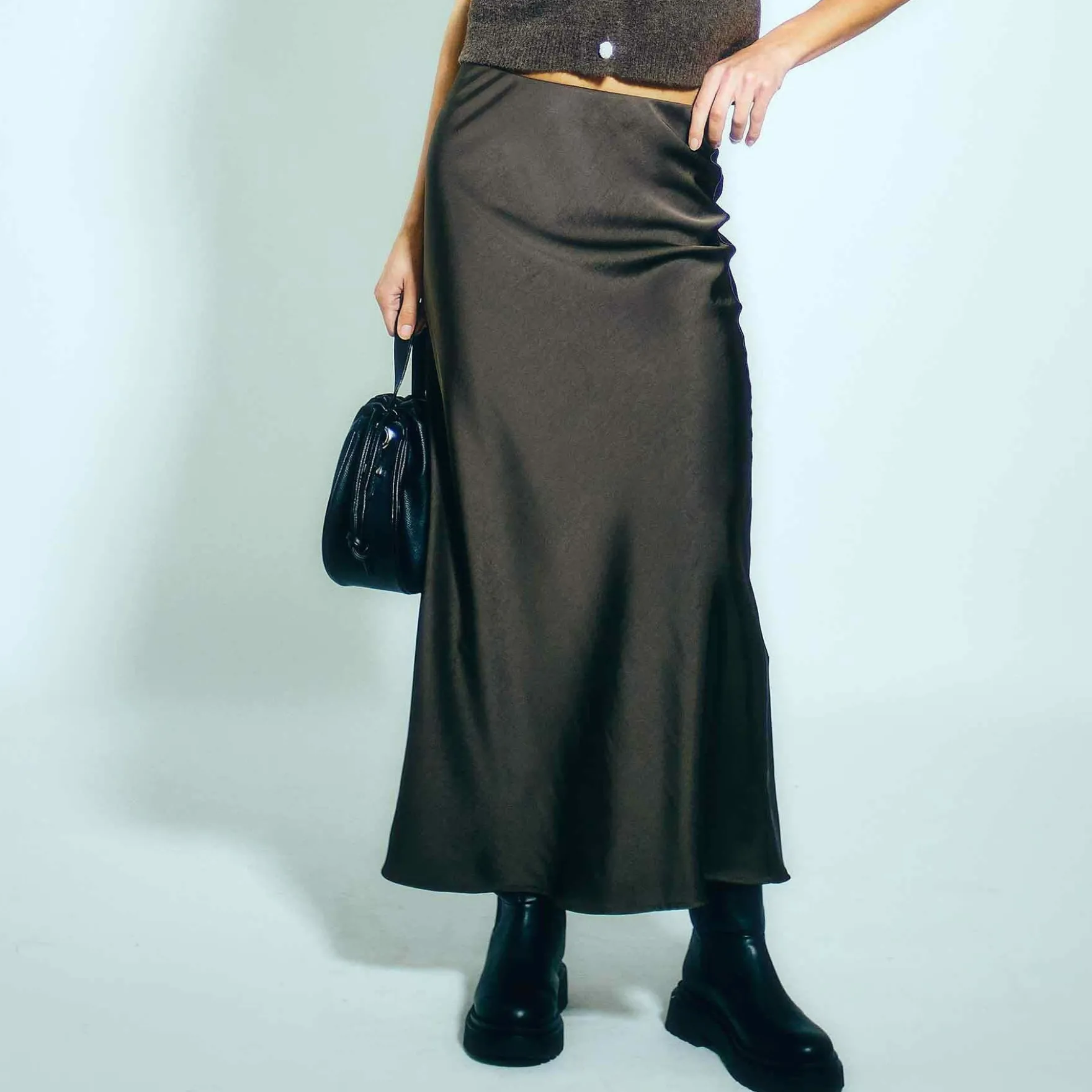 Valery satin skirt
