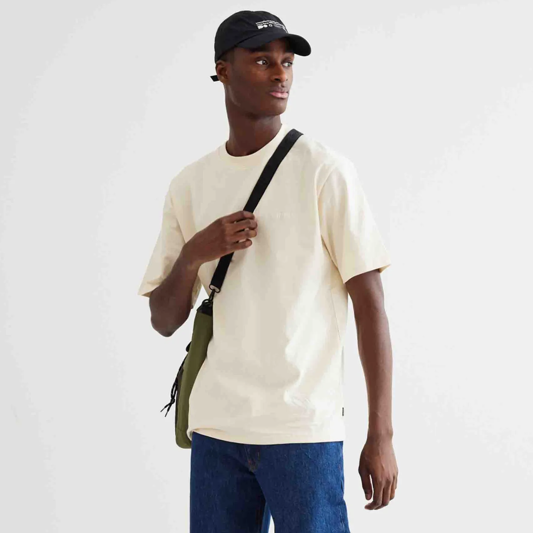 Wbbaine base tee