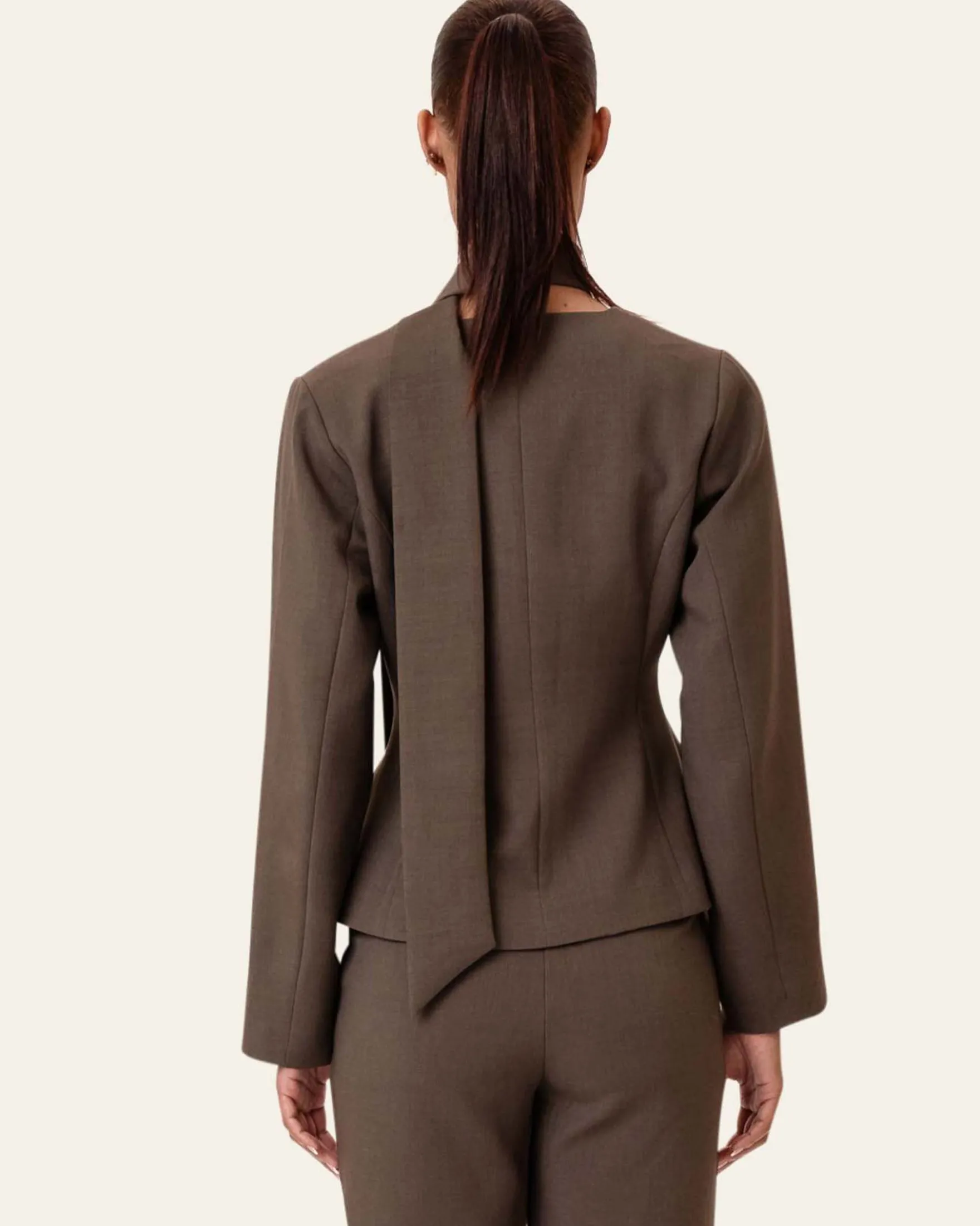 Yaraic blazer